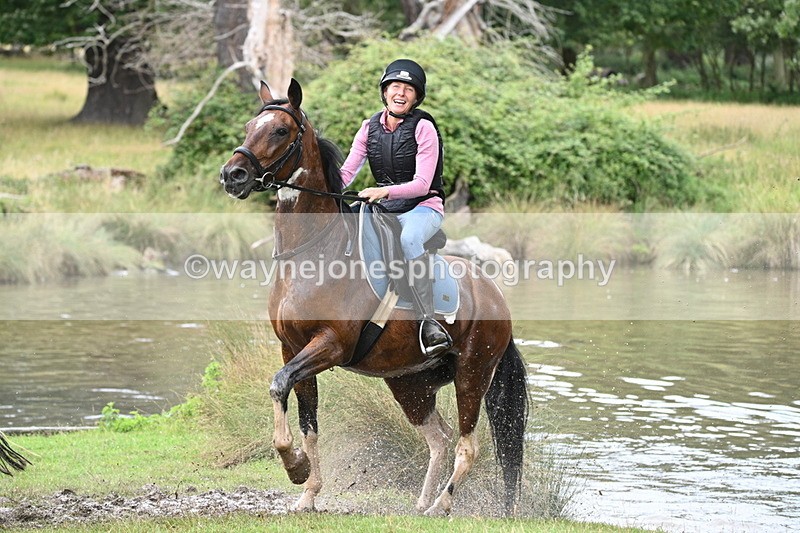 WJ7_3854 - Time at Water 12:52 to 13:22