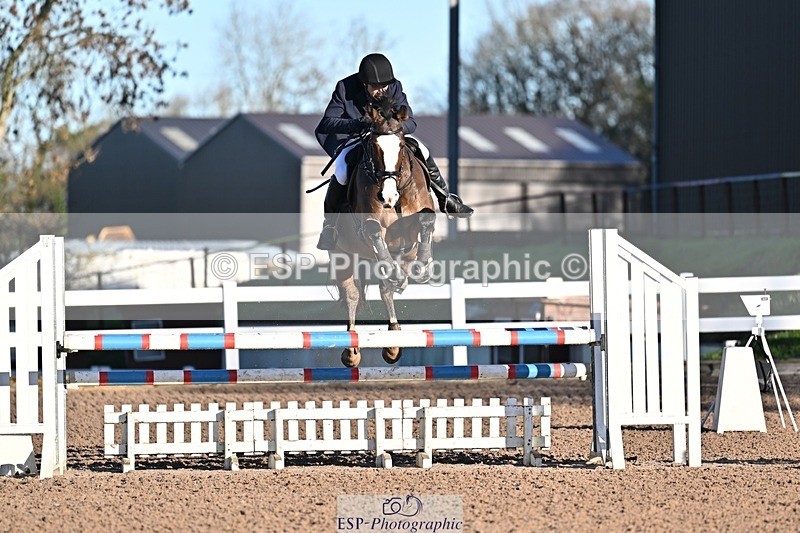 251203-101529-00099 - Cls 1 British Novice and 90cm Open