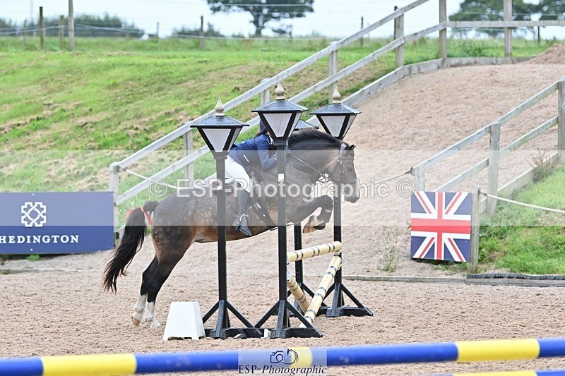 240813-183751-00710 - Classes 5 A&B & 6 80cm