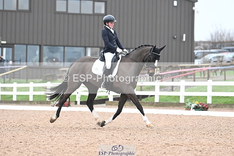 240217A-114036-02390 - 161-Katie.Warner-Active.Nuvalari