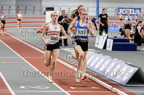 SeniorInd25-911491 - Track Female Set Two