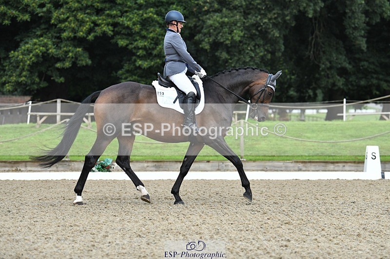 230812-090050-02690 - Cls 6 Novice Silver Start to 10.20 break