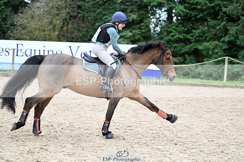 241116-121705-01321 - Cls 2 80-85cm 11.30 to End