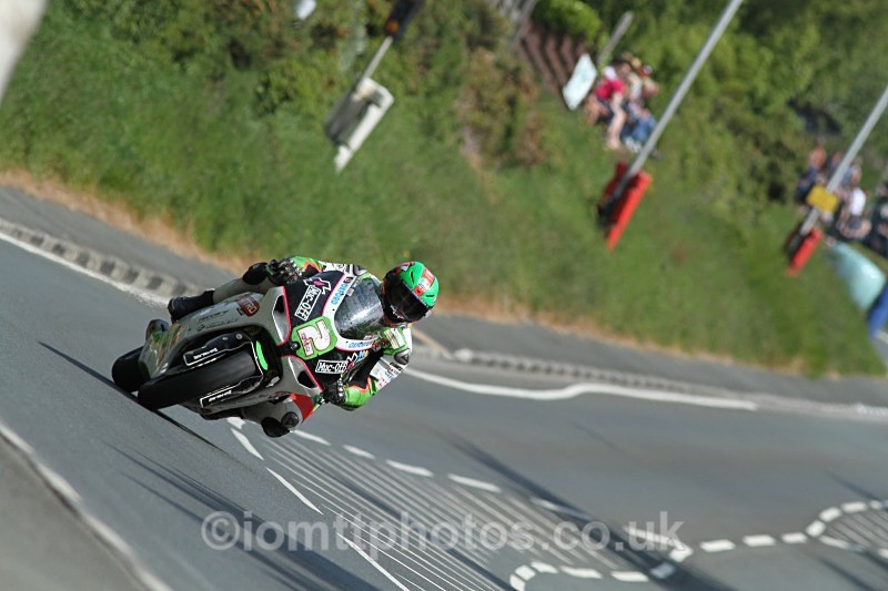 James Hillier - Bennetts.co.uk Lightweight TT