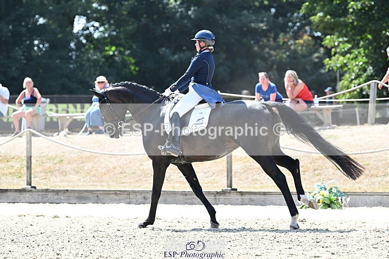 250810A-140036-07183 - 070-Abbie.NewburySeagry.Firstamour