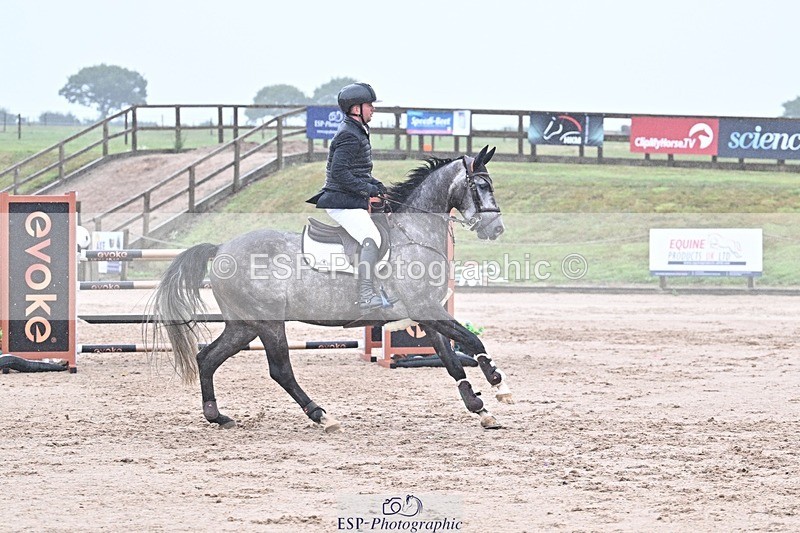 250731-101114-00315 - Cls 02 Snr Fox 1st Rnd