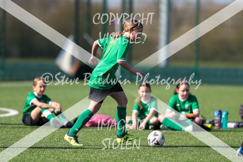 1DX20080 - 2026-03-21 FC Abbey Meads U9 Purple Girls V Stratton Juniors FC U9 Pheonix Girls