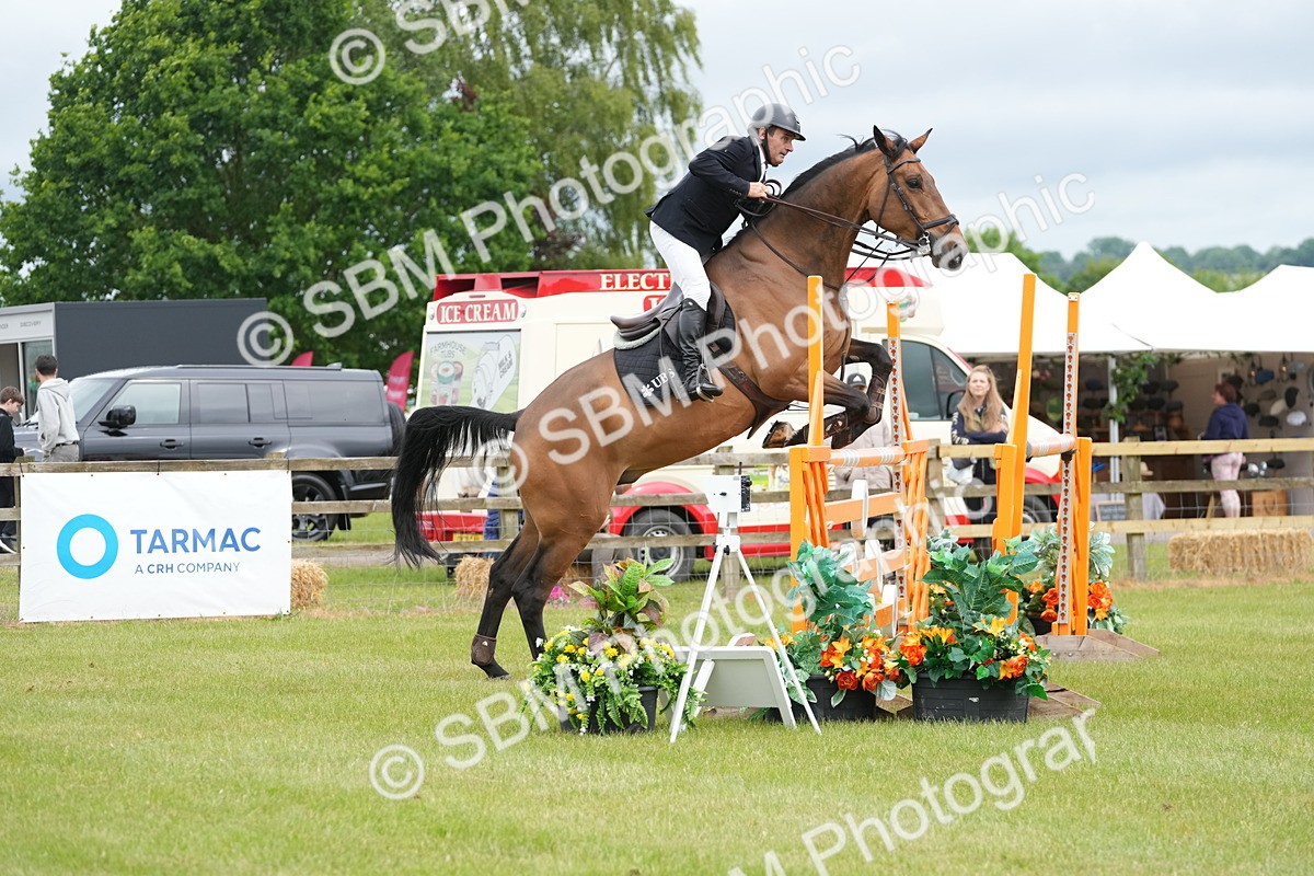 SBM_02079 - Class 200 - Martin Grant Homes Stakes 1.25m Open