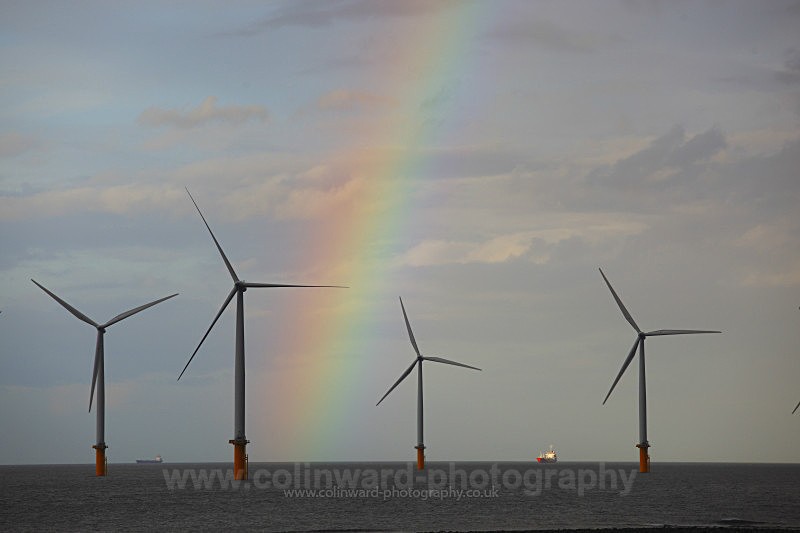 Rainbow over the wind farm  ref 4020 - North Yorkshire and Cleveland