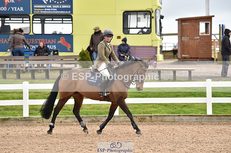 240327A-124334-00437 - Cls 4 Newcomers and 1.10m Open