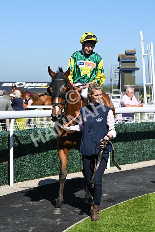 130525-Race 4-Coolree-0117 - Race 4