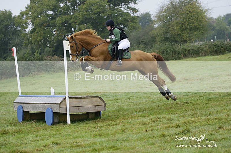 WWHT 171021 0086 - Novice Restricted (0.80m)  17/10/21