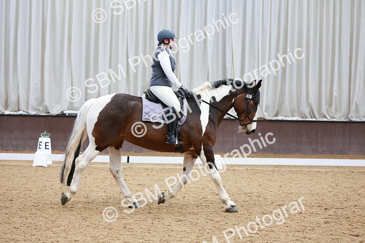 SBM_002869 - Class 14 - Novice 2