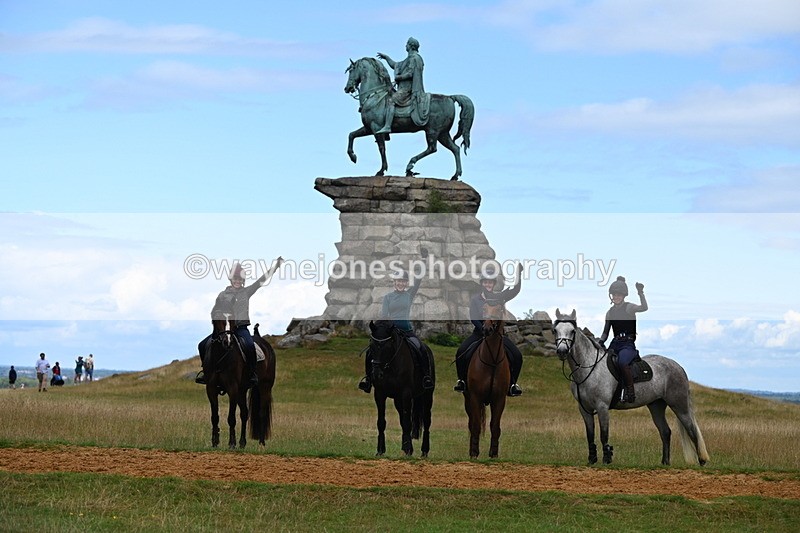 DSC_8379 - Time at Statue 13:52 to 14:33