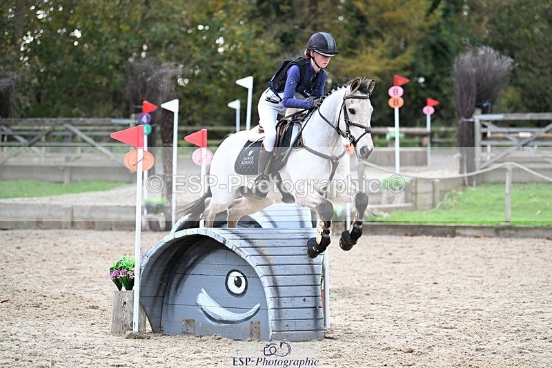 241117-145142-04742 - Cls 3 90-95cm 14.00 to 15.00