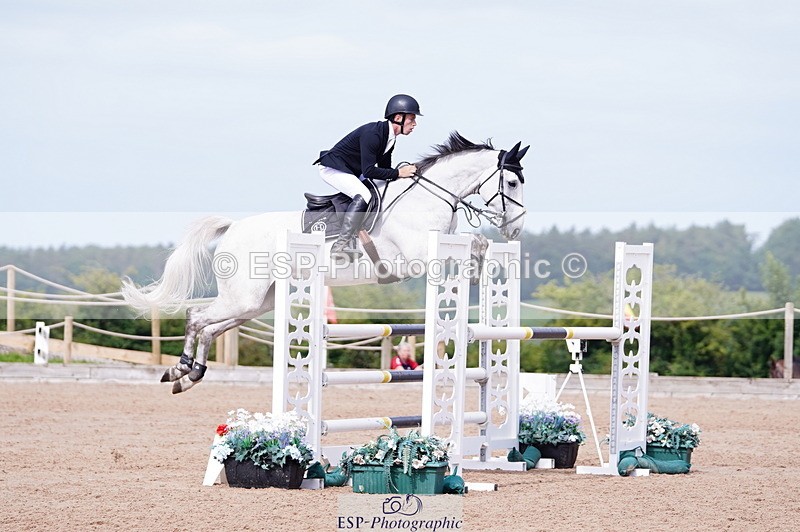 240803A-101342-07146 - Cls 29 Snr Foxhunter