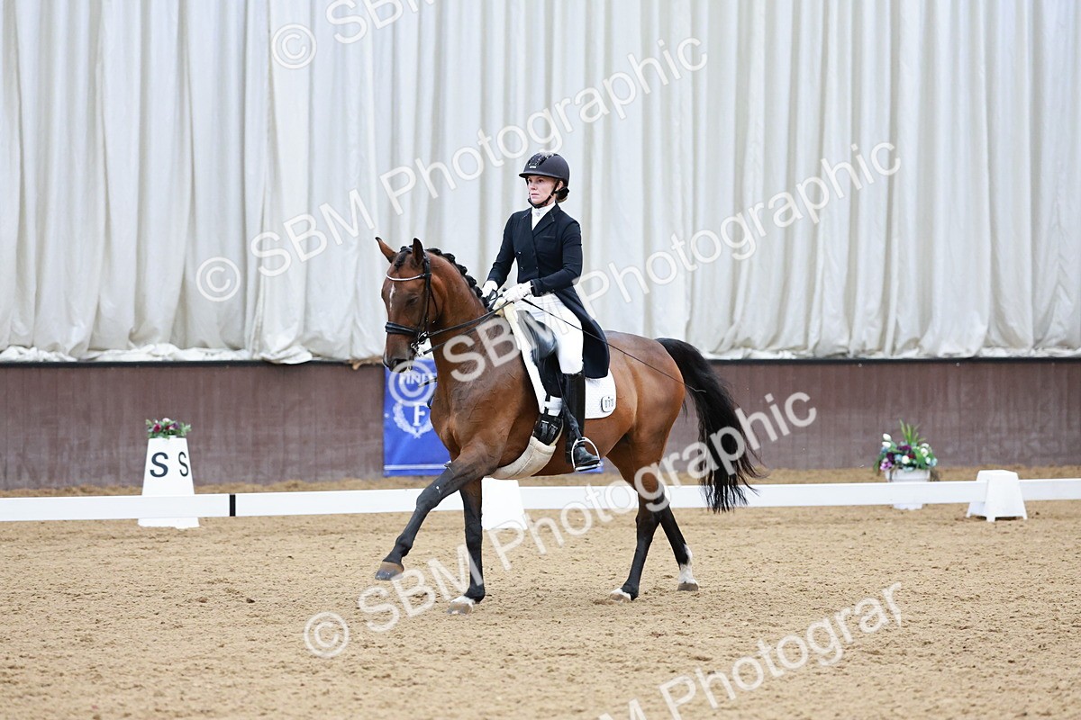 SBM_016188 - Class 5 - FEI INT II - 15.48-17.00