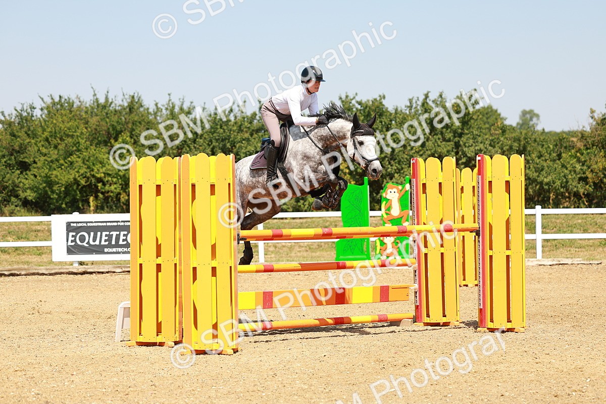 SBM_001972 - Class 5 - Senior Foxhunter - 1.20m