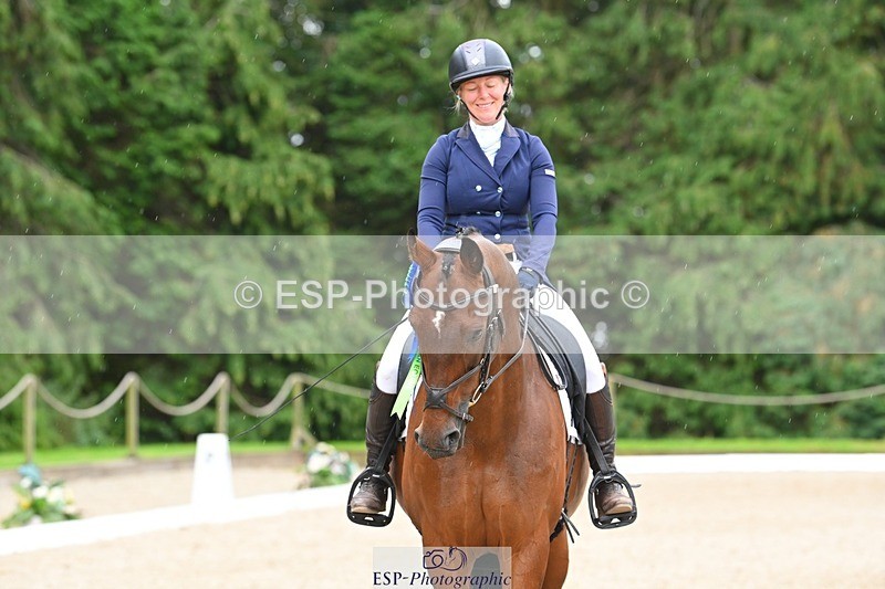 230813-162848-08308 - Medium Bronze Presentations