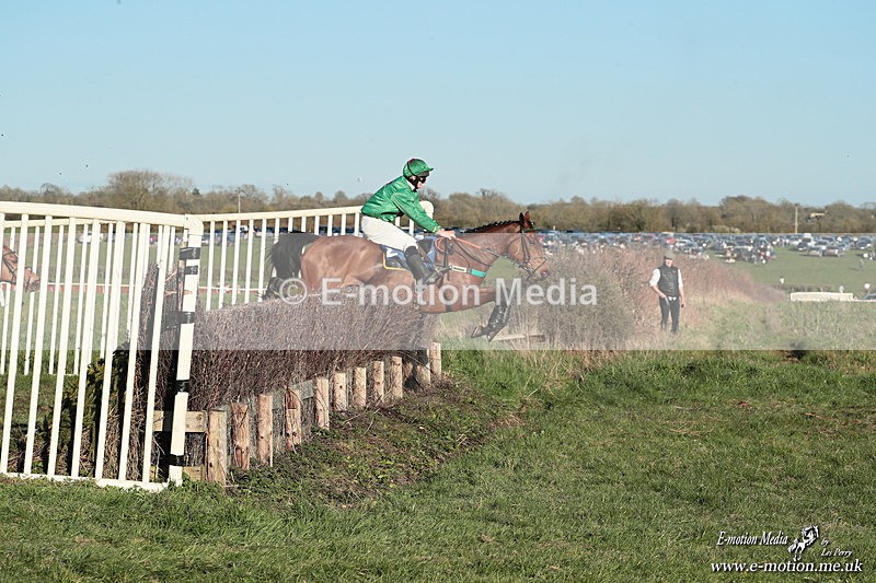 PtP 210326 1319 - VWH Cirencester Races 21/03/26