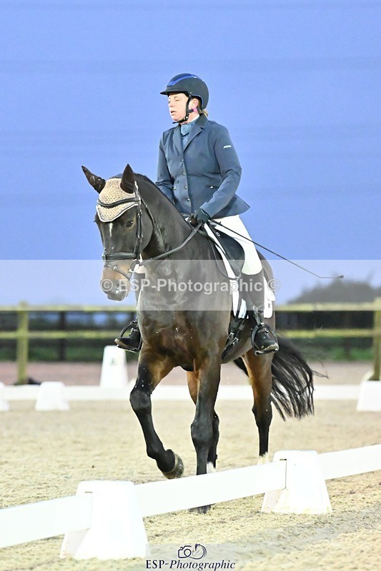 241103-165301-03437 - Novice 1 - 16.18 to 17.50