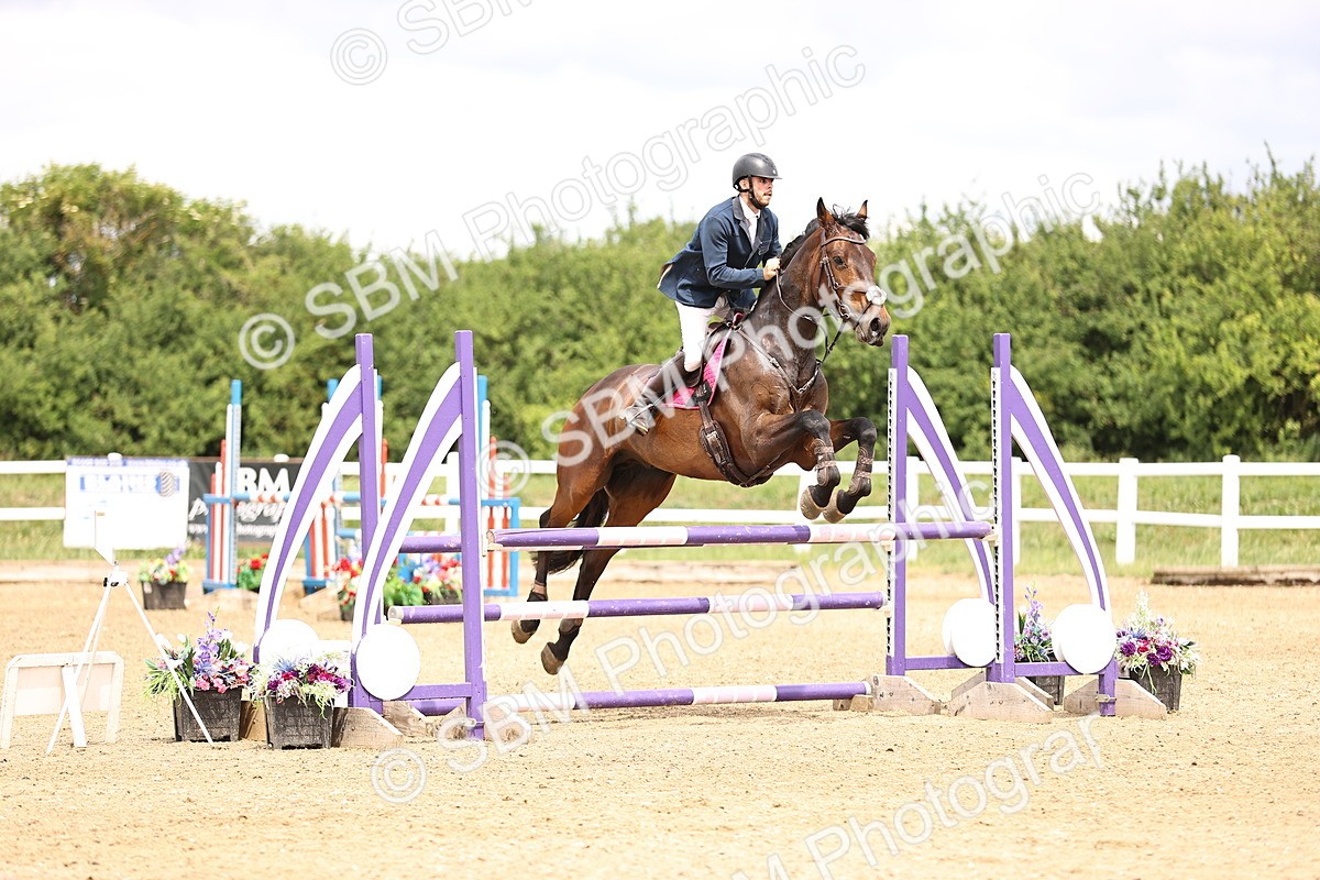 SBM_007316 - Class 18 - Senior 1.05m
