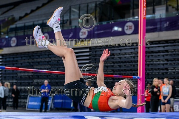 CEREL-916803 - Field Female