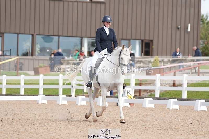 250906-130815-03525 - 065-Jessica.PerrySilver.Secret