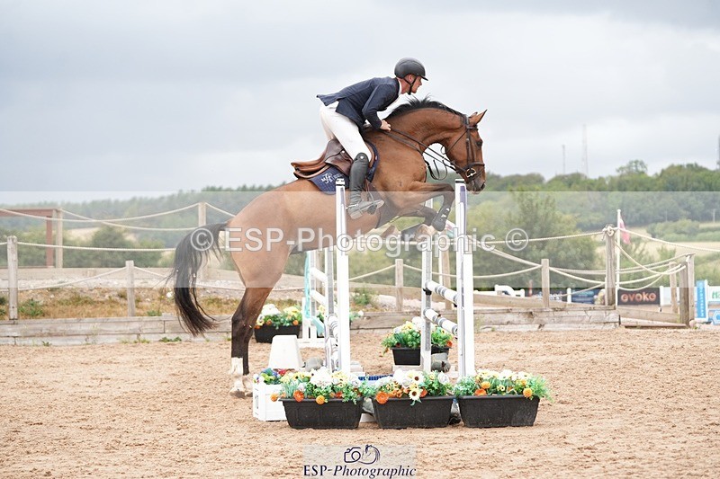 260730-113331-01868 - Cls 1 British Novice and 90cm