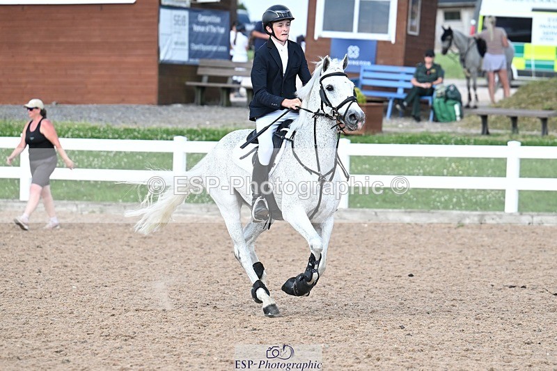 260627-174828-05850 - Cls 27 Foxhunter and 1.10m