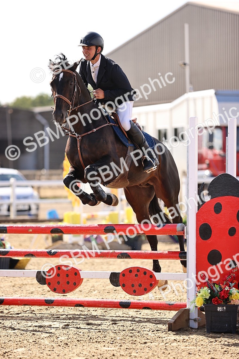 SBM_009251 - Class 7 - Senior Discovery - 1.00m Open