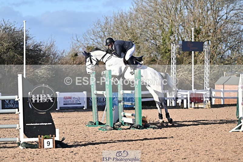260107-130917-00357 - Cls 5+6 Foxhunter and 1.30m