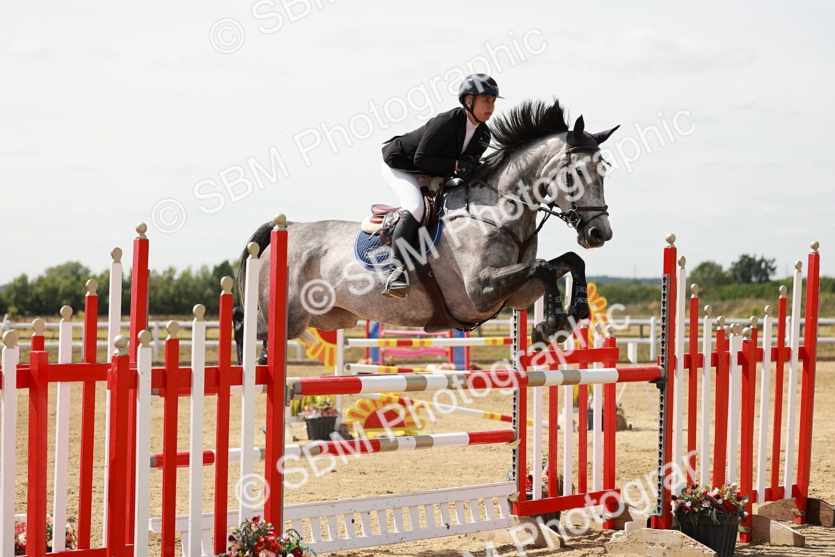 SBM_007907 - Class 4 - Senior Foxhunter - 1.20m Open