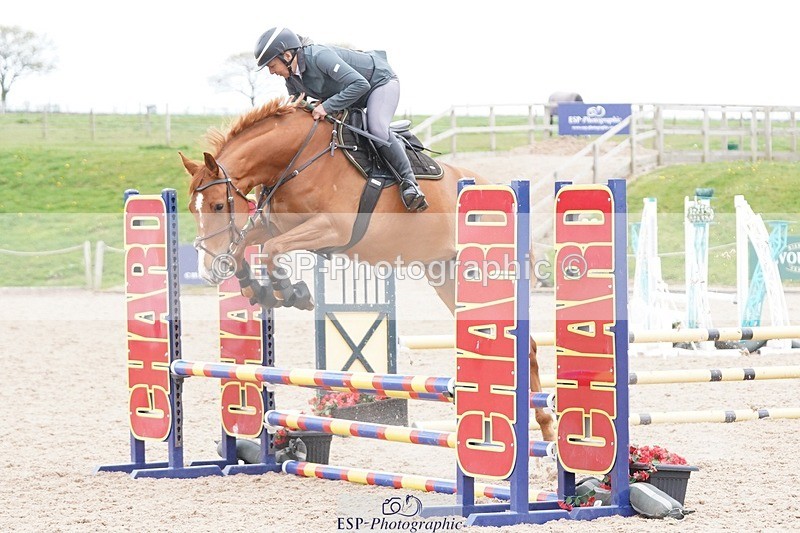 250414-130518-00858 - 70cm Round 2