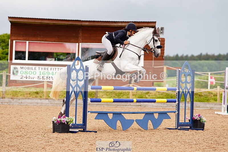 240526A-114114-07864 - Cls 26 Chard Equ 1.05m and 1.10m Grand Prix