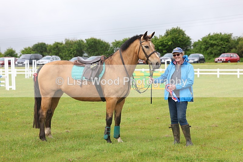 3E7A6523 - Class 8: Junior 90cm