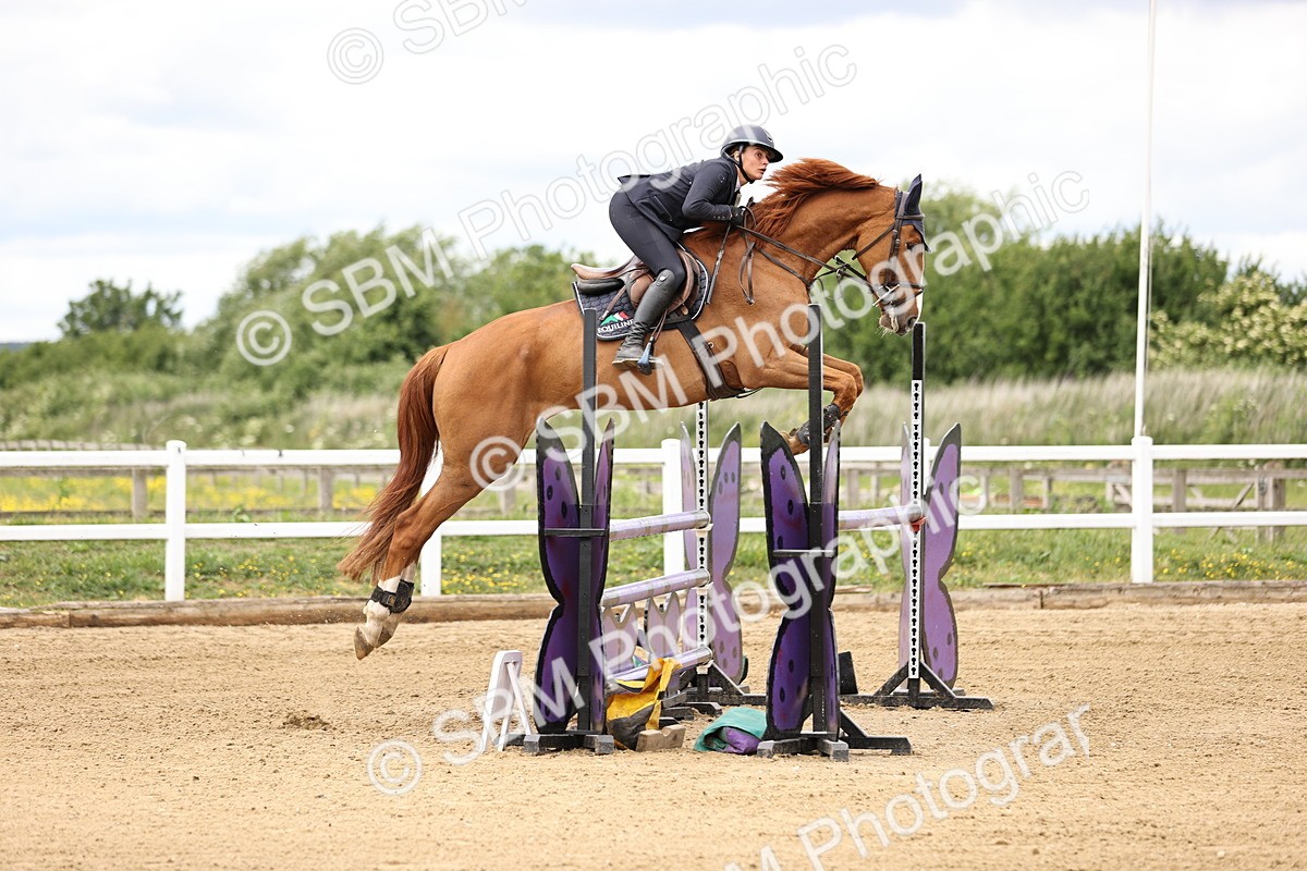 SBM_002931 - Class 11 - Senior Newcomers - 1.10m