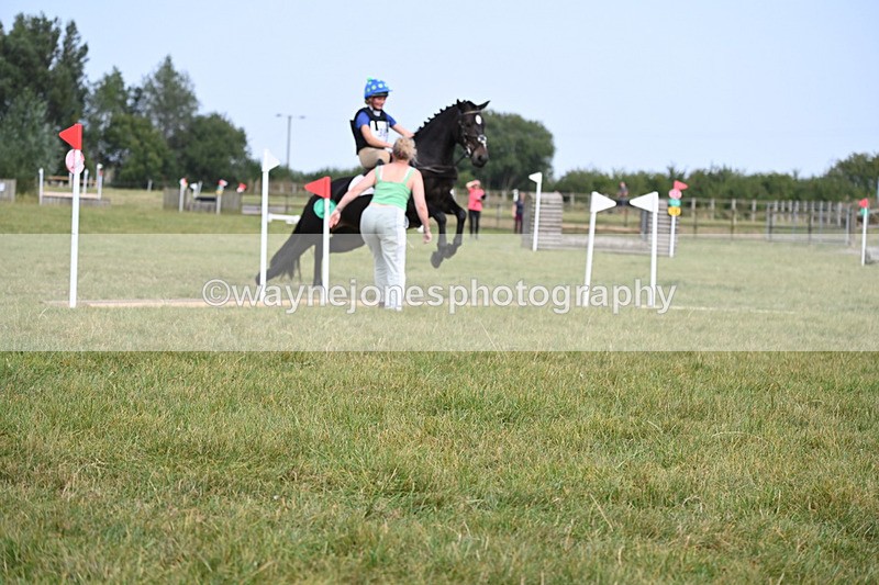 WJ6_2517 - 60cm XC Time 14:21 to 14:47