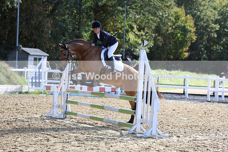 3E7A5203 - Class 9: 80cm Senior