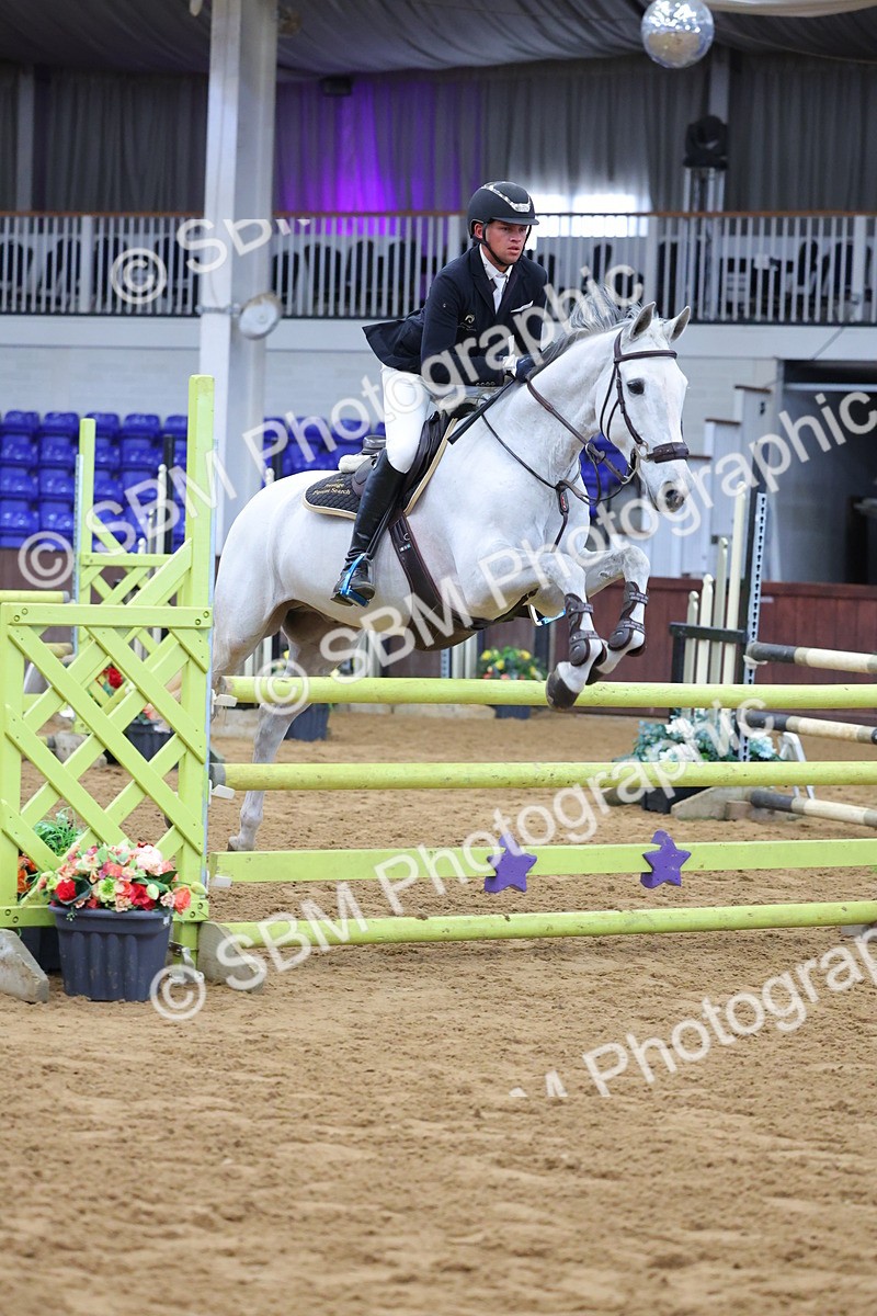 SBM_009819 - Class 21 - Nupafeed Supplements Senior Discovery/ 1m Open - First Round (1.00m)
