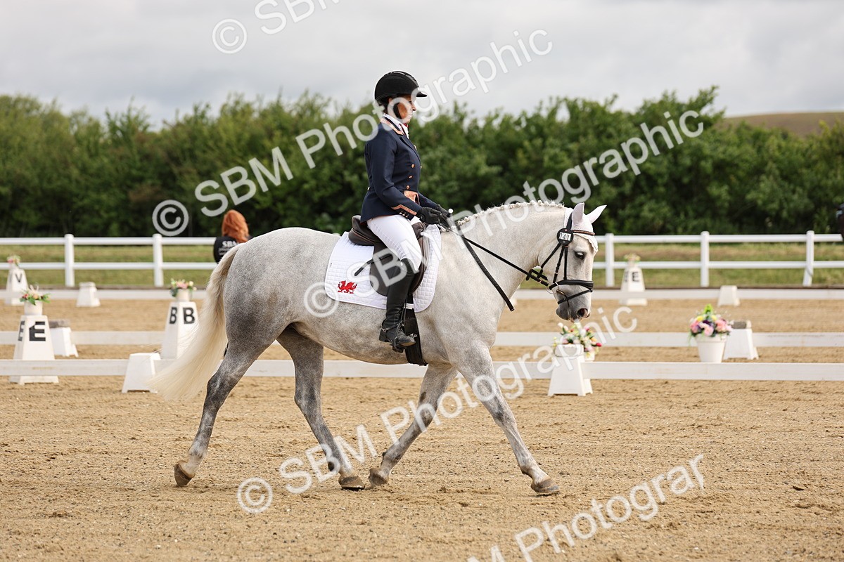 SBM_001109 - Class 1 - Prelim 4 - 8.00-10.20