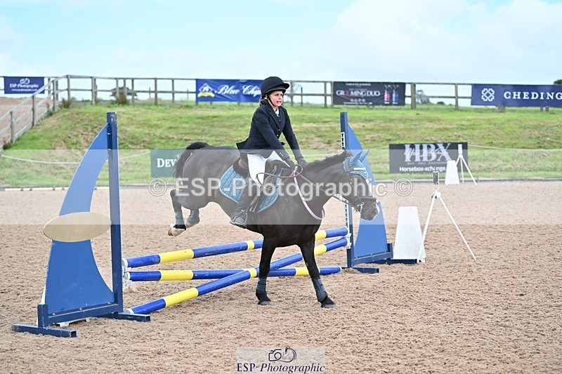 240813-161605-00194 - Clear round & 60cm