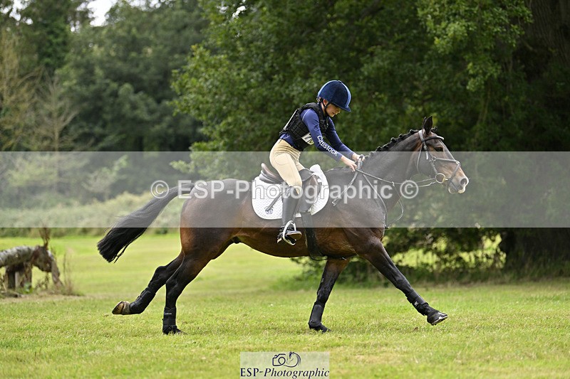 240825X-160907-36193 - 80cm XC 15.30 to 16.30