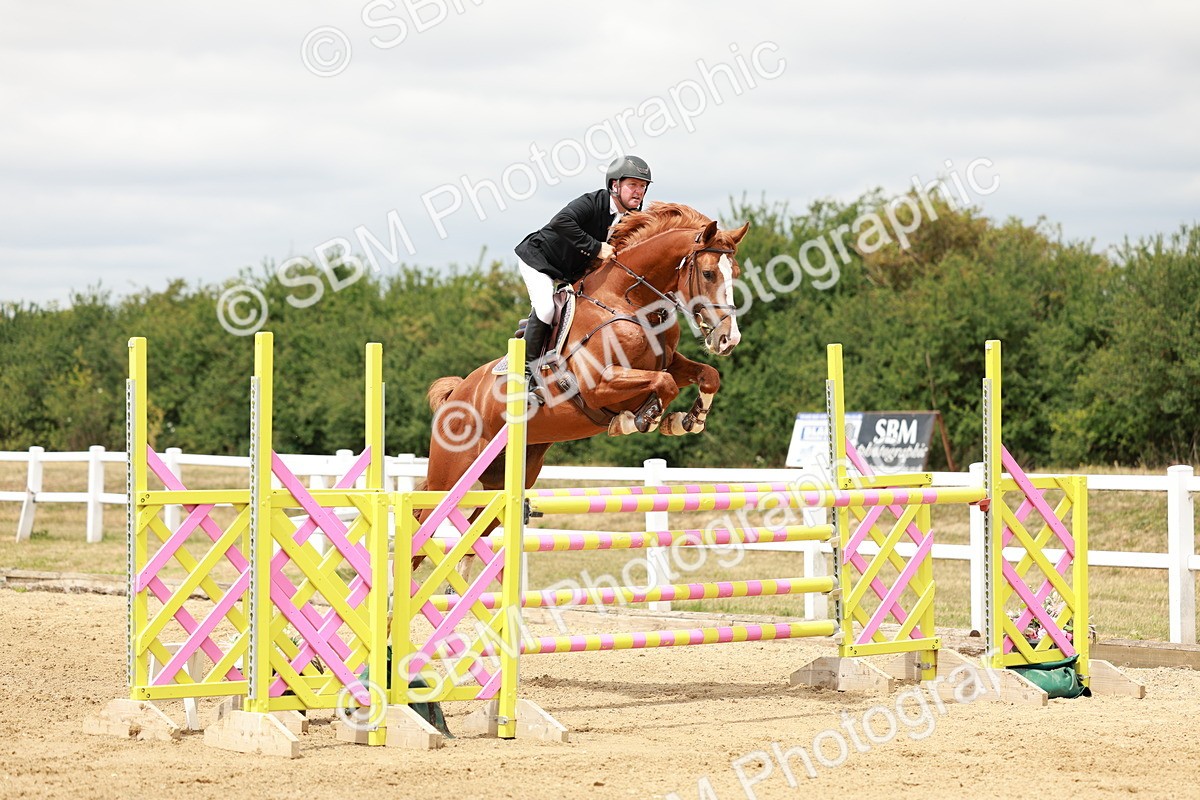 SBM_018405 - Class 21 - Senior Newcomers Championship 2d Rd