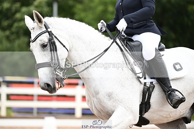 240815A-135936-01904 - 139-Chloe.Makepeace-Beechfield.Diamond