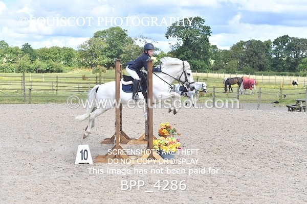 BPP_4286 - CLASS 18 SUN Stepping Stones 128/ 138cms Handicap