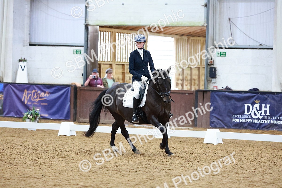 SBM_004457 - Class 12 - E2 Championship - 14.50-15.53