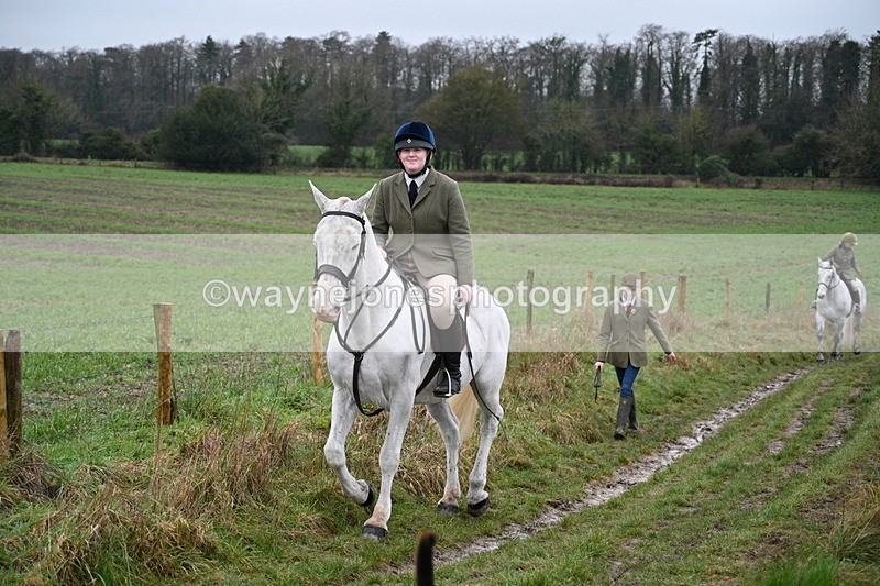 WJ7_9438 - Walk out..