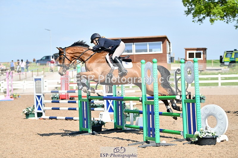 240512A-161417-19751 - Cls 44 1.05m National Am Quali