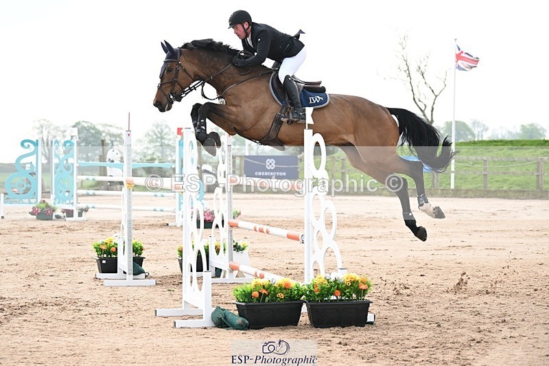 250425-094141-07946 - Cls 2 - 2 Star Small Tour